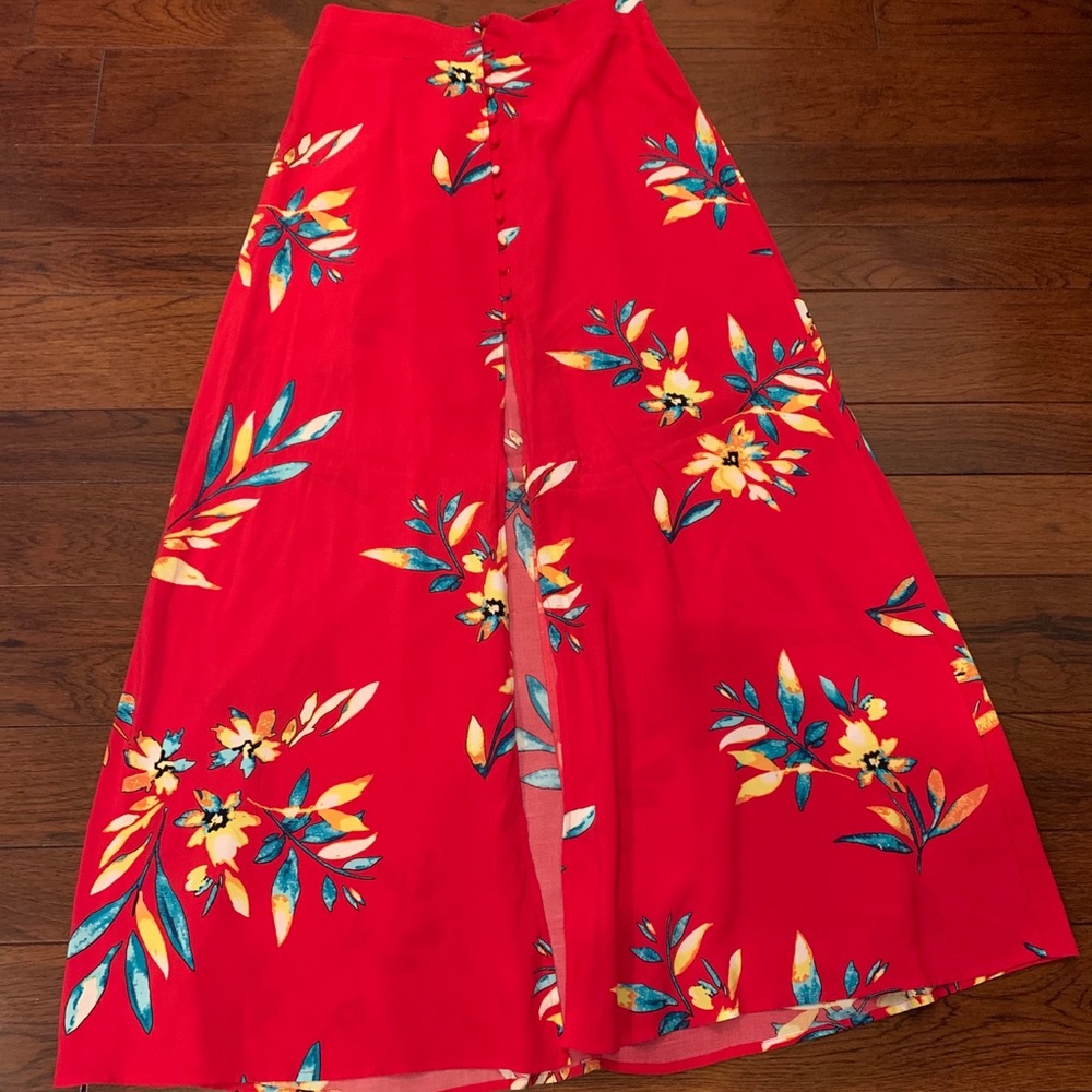 🎄Express Maxi Skirt with front Slit-Size Med